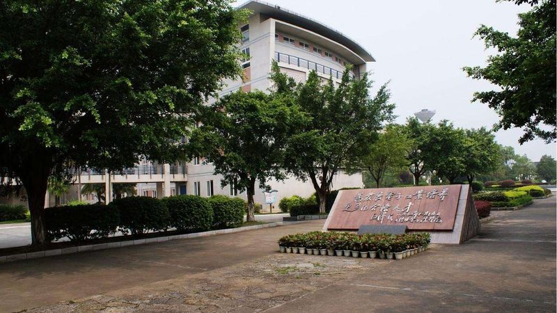 电子产品设计流程：揭秘生产厂的匠心独运